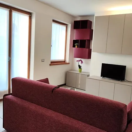 Jasmine Malpensa Express And Train To Milano Apartment Busto Arsizio